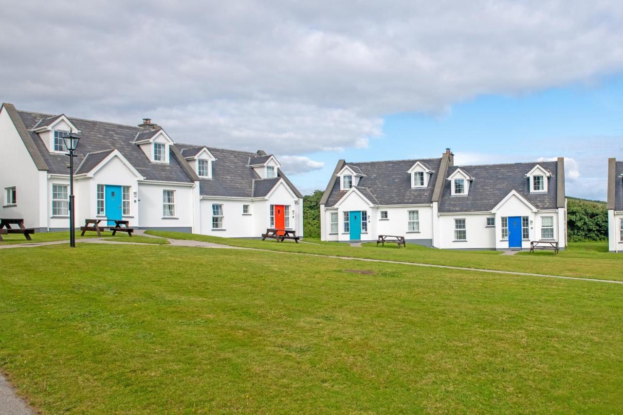 Dingle Harbour Cottages 3 Bed Sleeps 7 By Trident Holiday Homes Екстериор снимка